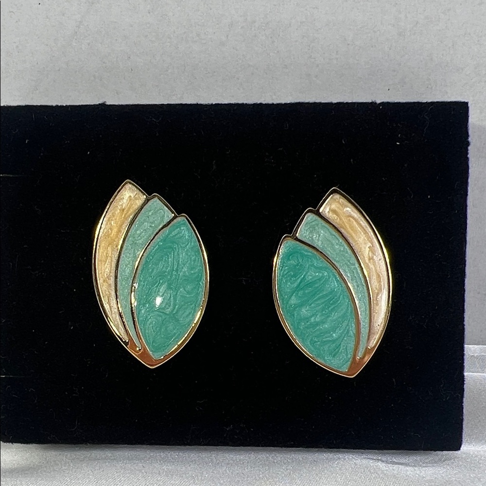VTG 1987‎ Avon "Paradise Colors" Pierced Earrings Gold Tone Granny Core